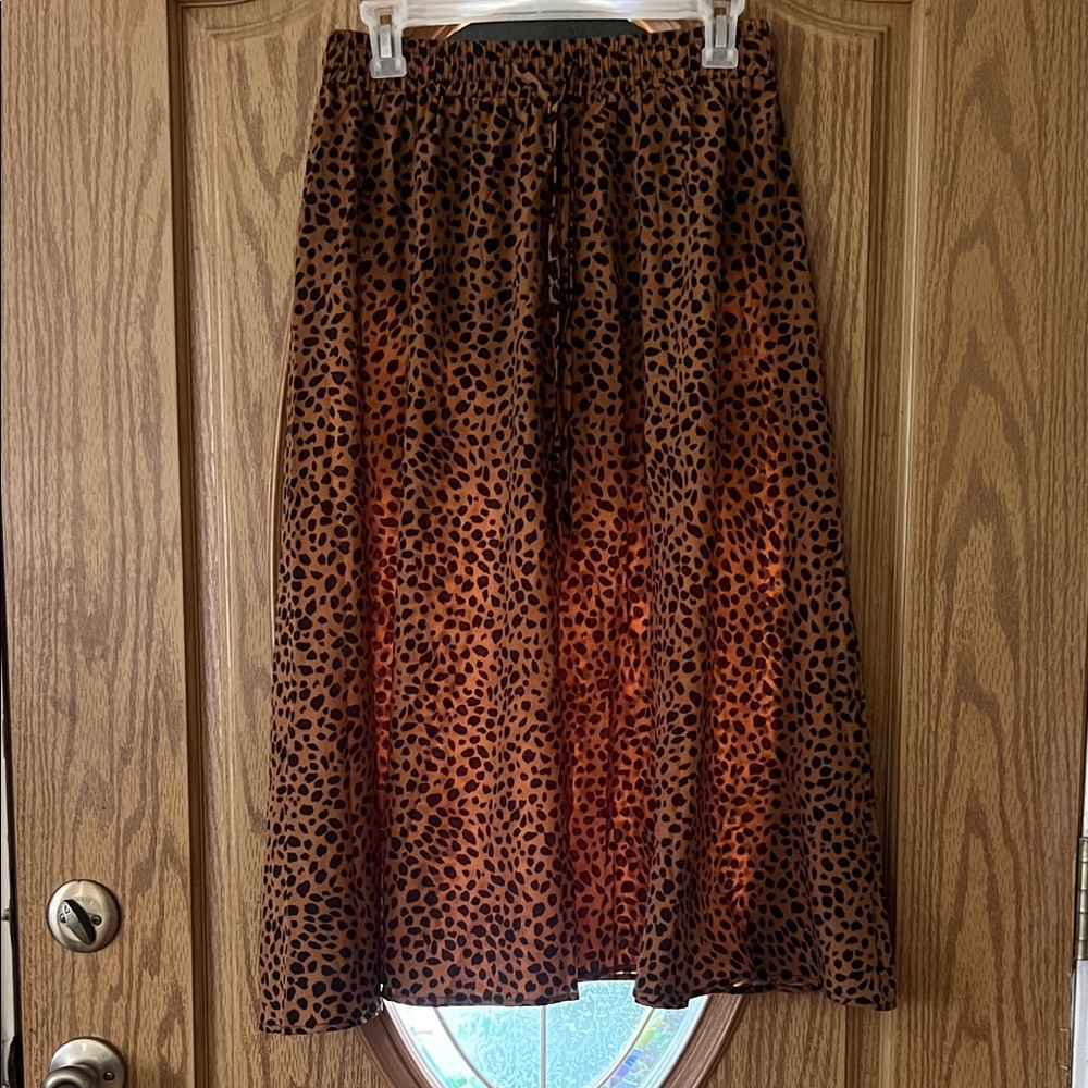 Leopard Print Midi Skirt in Brown